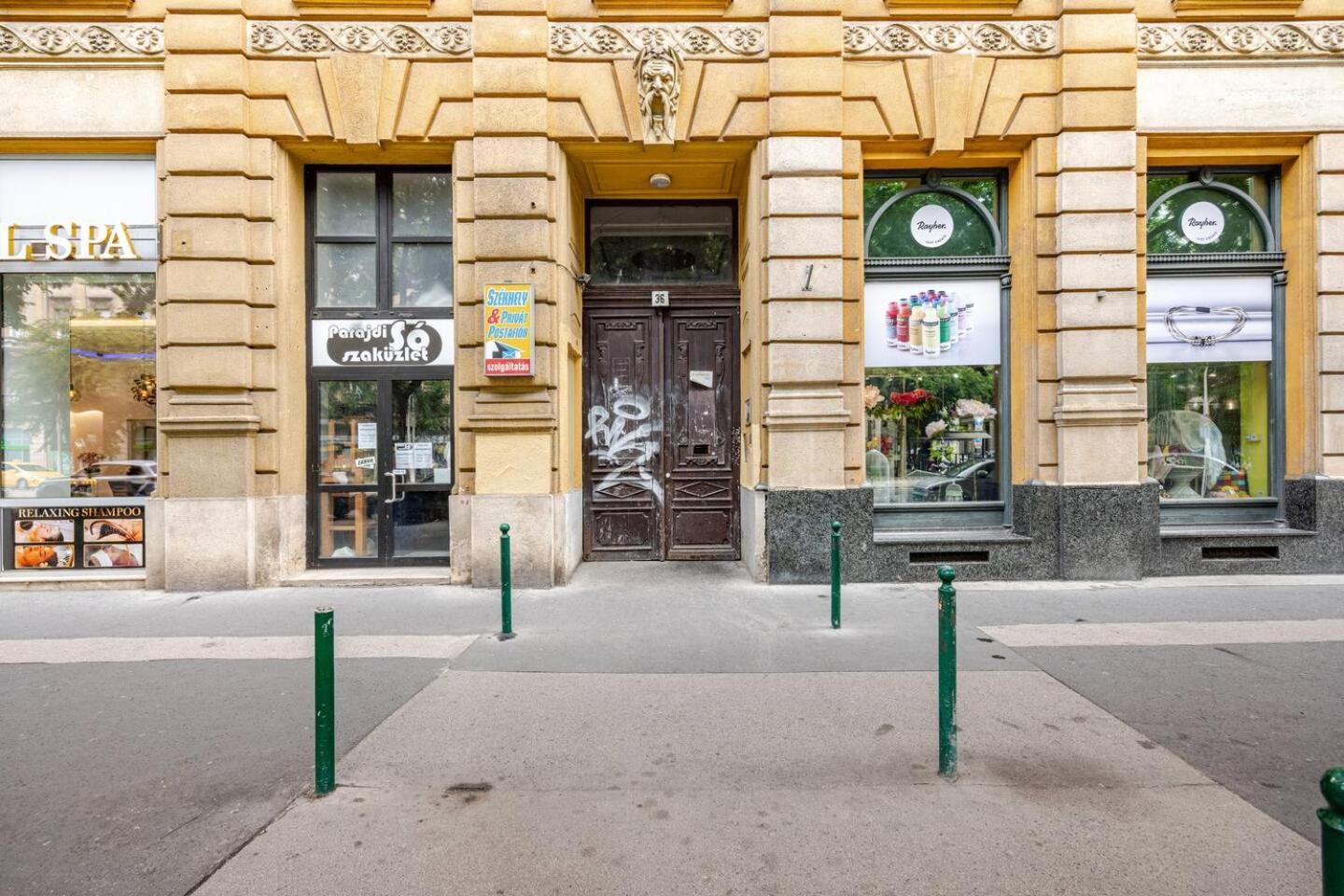 Budapestayz - Jozsef Apartments, Budapest